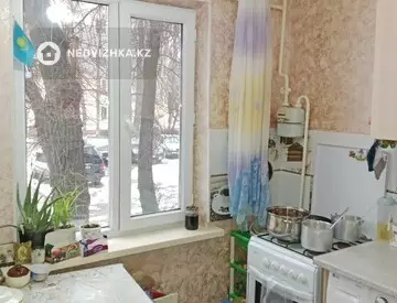 1-комнатная квартира, этаж 1 из 5, 30 м²