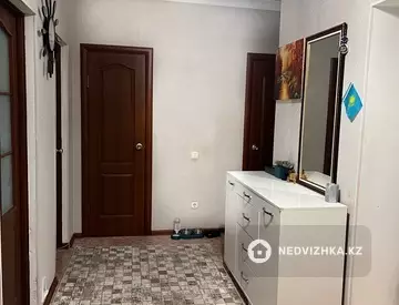 2-комнатная квартира, этаж 9 из 9, 56 м²