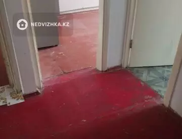 4-комнатная квартира, этаж 5 из 5, 75 м², На длительный срок