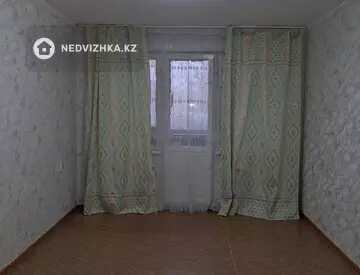 1-комнатная квартира, этаж 3 из 5, 32 м²
