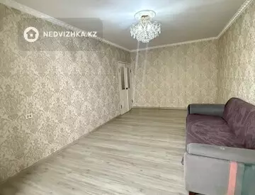 2-комнатная квартира, этаж 3 из 4, 48 м²