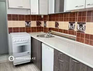 2-комнатная квартира, этаж 3 из 4, 48 м²