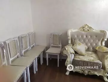 3-комнатная квартира, этаж 1 из 9, 83 м², На длительный срок
