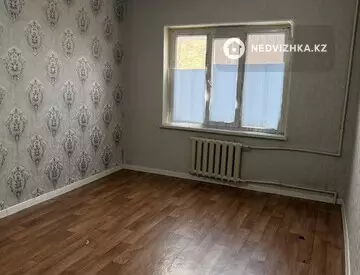 1-комнатная квартира, этаж 2 из 5, 40 м²