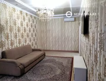 2-комнатная квартира, этаж 12 из 15, 63 м²