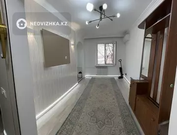 2-комнатная квартира, этаж 4 из 4, 43 м²