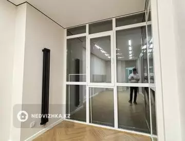 3-комнатная квартира, этаж 11 из 18, 74 м²