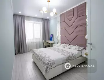 4-комнатная квартира, этаж 9 из 16, 115 м²