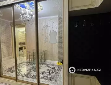 3-комнатная квартира, этаж 13 из 15, 85 м²