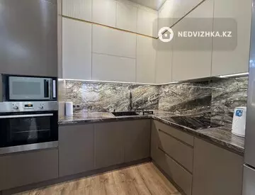 2-комнатная квартира, этаж 11 из 12, 64 м²