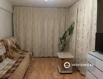 2-комнатная квартира, этаж 1 из 5, 42 м²