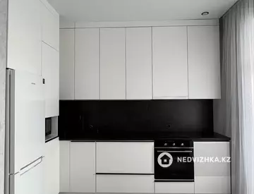 1-комнатная квартира, этаж 7 из 10, 38 м², На длительный срок