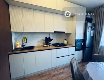 2-комнатная квартира, этаж 3 из 5, 53 м²