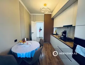 2-комнатная квартира, этаж 3 из 5, 53 м²