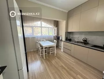 2-комнатная квартира, этаж 1 из 5, 61 м²