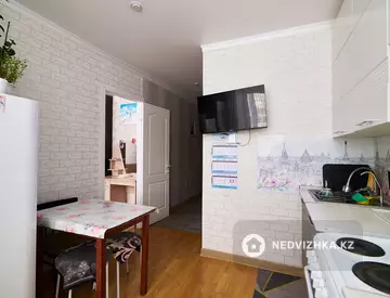 2-комнатная квартира, этаж 4 из 12, 52 м²