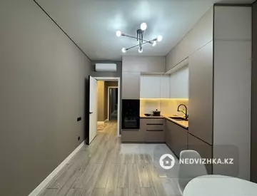 2-комнатная квартира, этаж 2 из 15, 62 м²