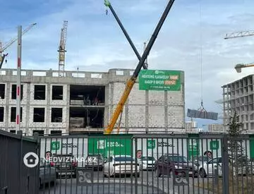 4-комнатная квартира, этаж 5 из 12, 117 м²