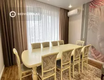 4-комнатная квартира, этаж 5 из 12, 117 м²