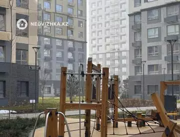 4-комнатная квартира, этаж 8 из 12, 117 м²