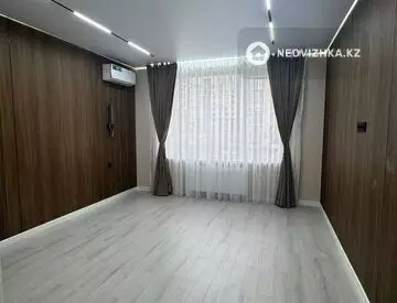 1-комнатная квартира, этаж 3 из 12, 37 м²