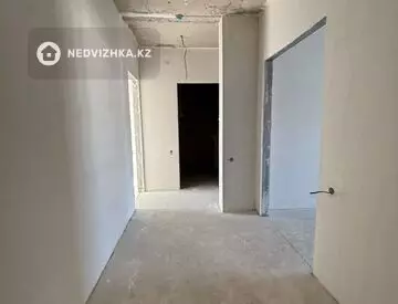 2-комнатная квартира, этаж 12 из 12, 64 м²