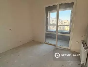 2-комнатная квартира, этаж 12 из 12, 64 м²