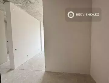 1-комнатная квартира, этаж 8 из 12, 36 м²