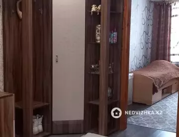 3-комнатная квартира, этаж 2 из 5, 63 м²