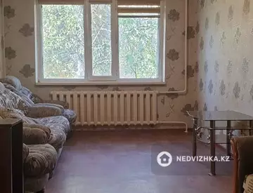 3-комнатная квартира, этаж 1 из 5, 62 м²