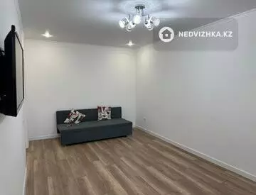 1-комнатная квартира, этаж 9 из 13, 46 м²