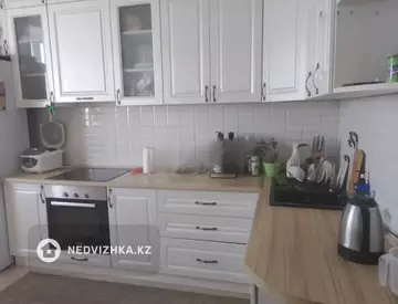 3-комнатная квартира, этаж 13 из 16, 107 м²