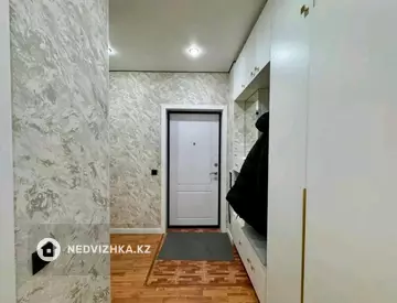 3-комнатная квартира, этаж 4 из 18, 87 м²