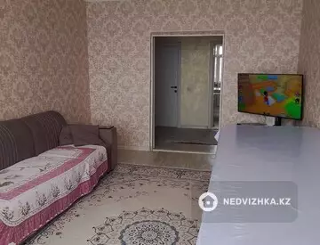 3-комнатная квартира, этаж 4 из 5, 96 м²