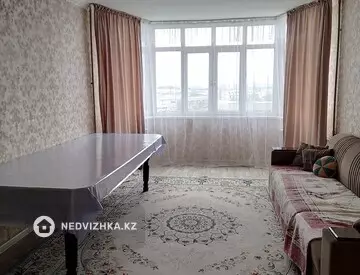 3-комнатная квартира, этаж 4 из 5, 96 м²