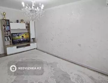 4-комнатная квартира, этаж 5 из 5, 100 м²