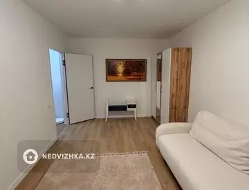 1-комнатная квартира, этаж 3 из 5, 34 м²