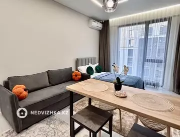 2-комнатная квартира, этаж 9 из 12, 55 м², Посуточно