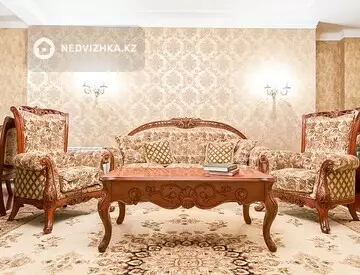 4-комнатная квартира, этаж 16 из 20, 136 м²