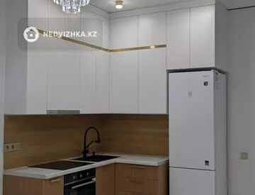 2-комнатная квартира, этаж 8 из 9, 49 м²