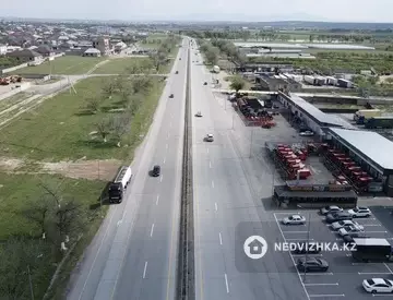 Паркинг, 10 000 м², На длительный срок