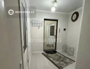 1-комнатная квартира, этаж 3 из 5, 40 м²