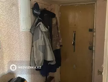 2-комнатная квартира, этаж 3 из 5, 43 м²