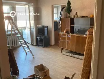 2-комнатная квартира, этаж 3 из 5, 43 м²