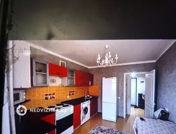 1-комнатная квартира, этаж 4 из 10, 37 м², На длительный срок