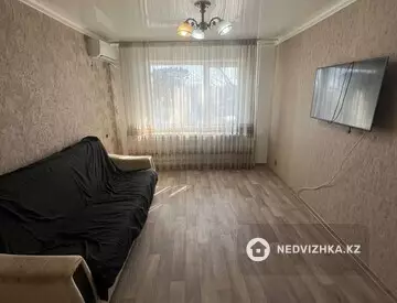 2-комнатная квартира, этаж 4 из 5, 46 м²