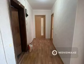 2-комнатная квартира, этаж 4 из 5, 46 м²