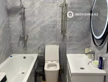 1-комнатная квартира, этаж 4 из 16, 50 м²