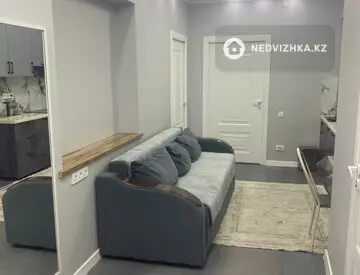 1-комнатная квартира, этаж 4 из 16, 50 м²