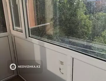 2-комнатная квартира, этаж 4 из 4, 42 м²